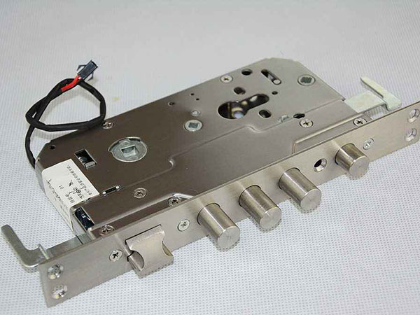 云岩24小时上门开锁公司