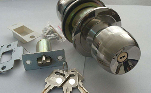 云岩24小时上门开锁公司