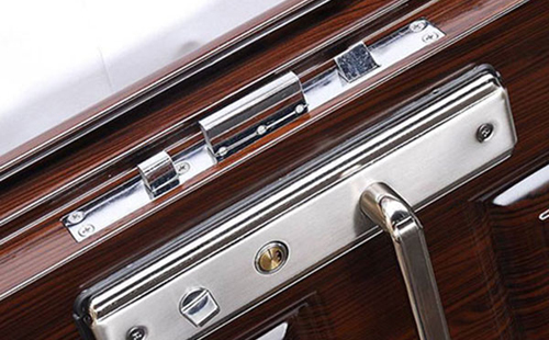 云岩24小时上门开锁公司